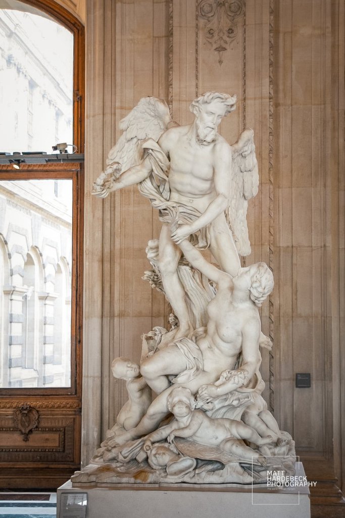 Grace and struggle captured in stone—one of the Louvre’s many masterpieces in motion.